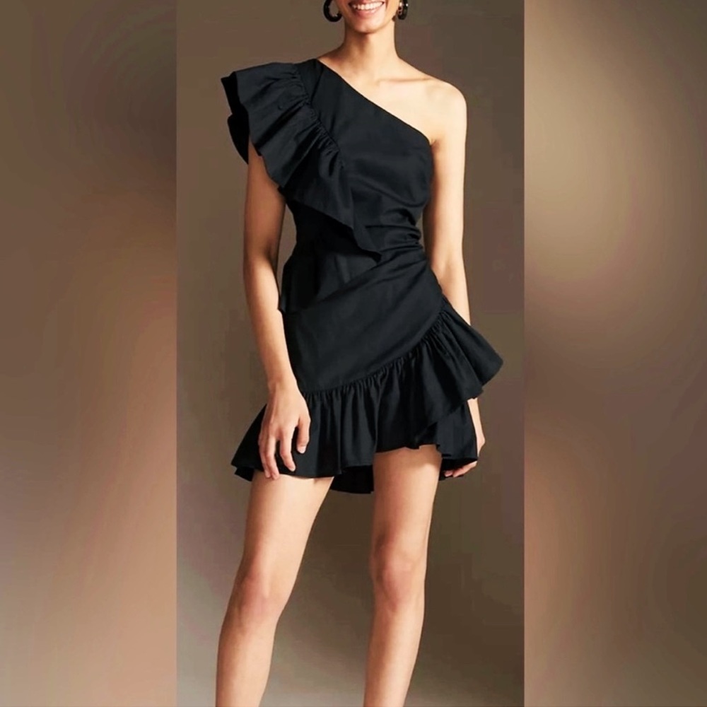 ⬇️NWT Anthropologie Maeve Black Mini Dress